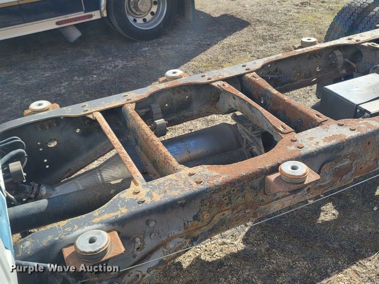 image for item MH9733 2011 Dodge Ram 4500  truck cab and chassis
