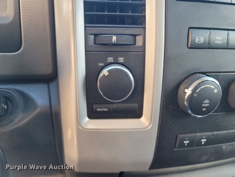 image for item MH9733 2011 Dodge Ram 4500  truck cab and chassis