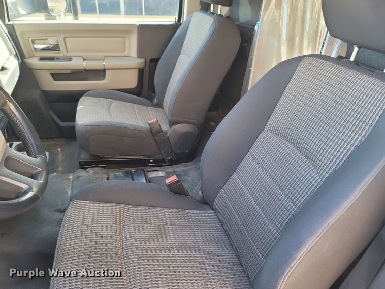 image for item MH9733 2011 Dodge Ram 4500  truck cab and chassis