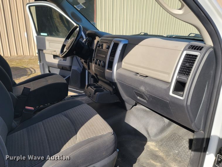 image for item MH9733 2011 Dodge Ram 4500  truck cab and chassis