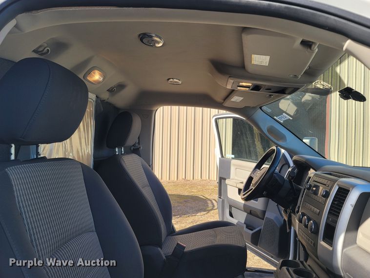 image for item MH9733 2011 Dodge Ram 4500  truck cab and chassis