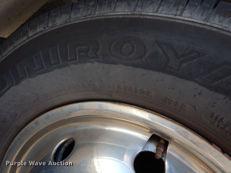 image for item MM9636 2007 Ford E450  shuttle bus