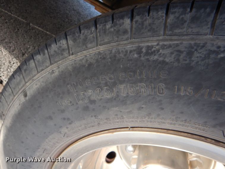 image for item MM9636 2007 Ford E450  shuttle bus