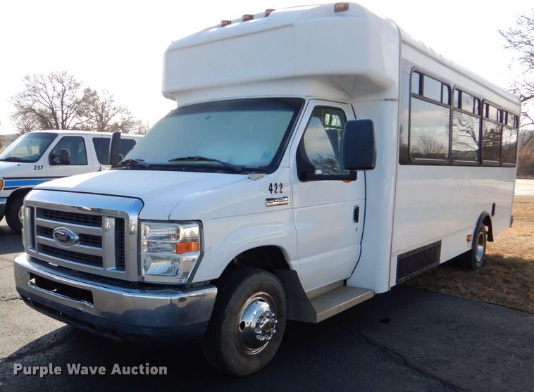 image for item MM9637 2012 Ford E450  shuttle bus