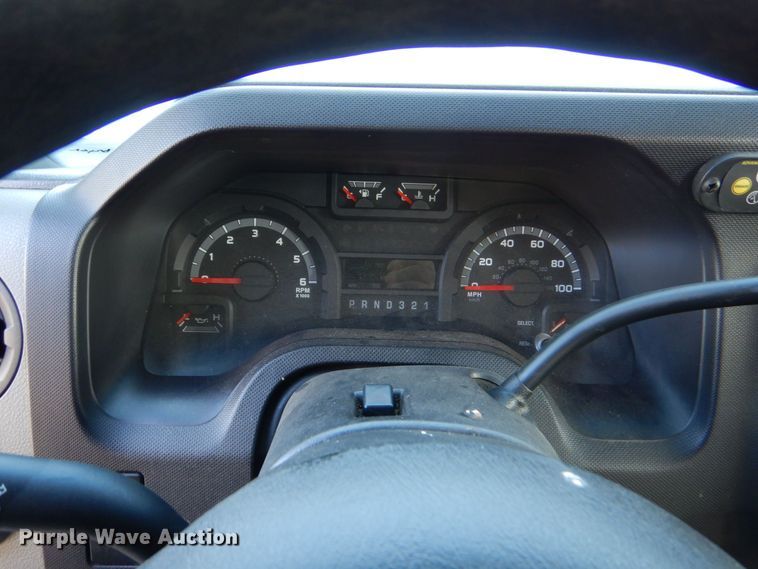 image for item MM9637 2012 Ford E450  shuttle bus