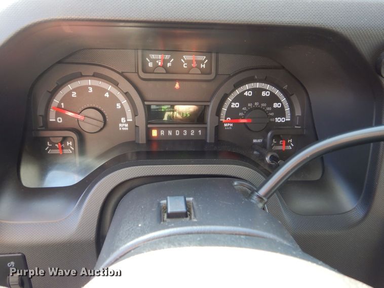 image for item MM9639 2012 Ford E450  shuttle bus