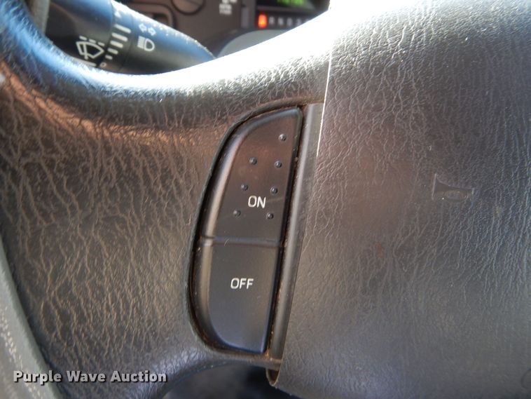 image for item MM9639 2012 Ford E450  shuttle bus