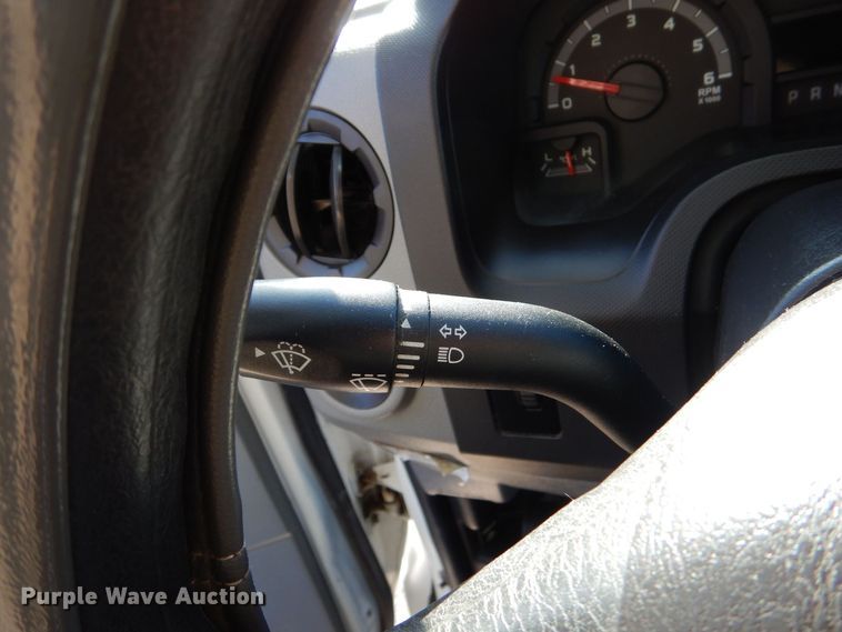 image for item MM9639 2012 Ford E450  shuttle bus