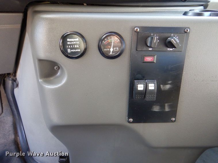 image for item MM9639 2012 Ford E450  shuttle bus