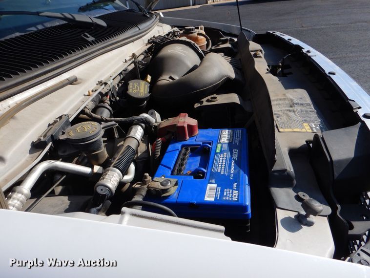 image for item MM9639 2012 Ford E450  shuttle bus