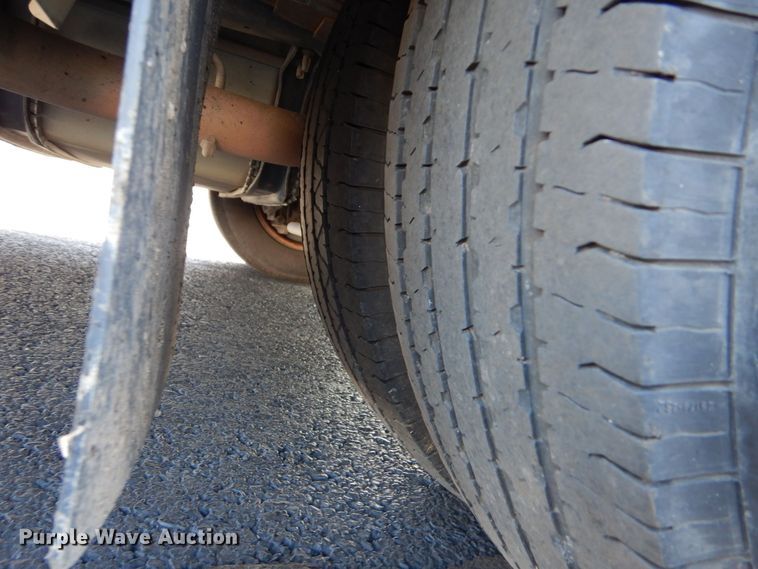 image for item MM9639 2012 Ford E450  shuttle bus