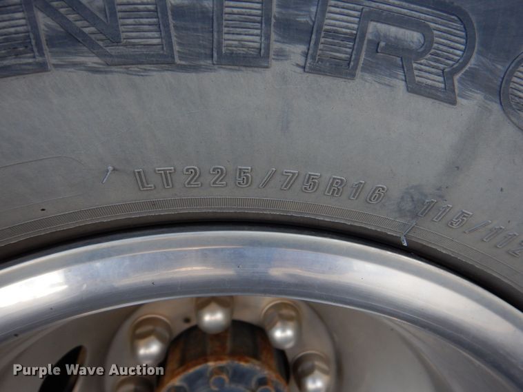 image for item MM9639 2012 Ford E450  shuttle bus