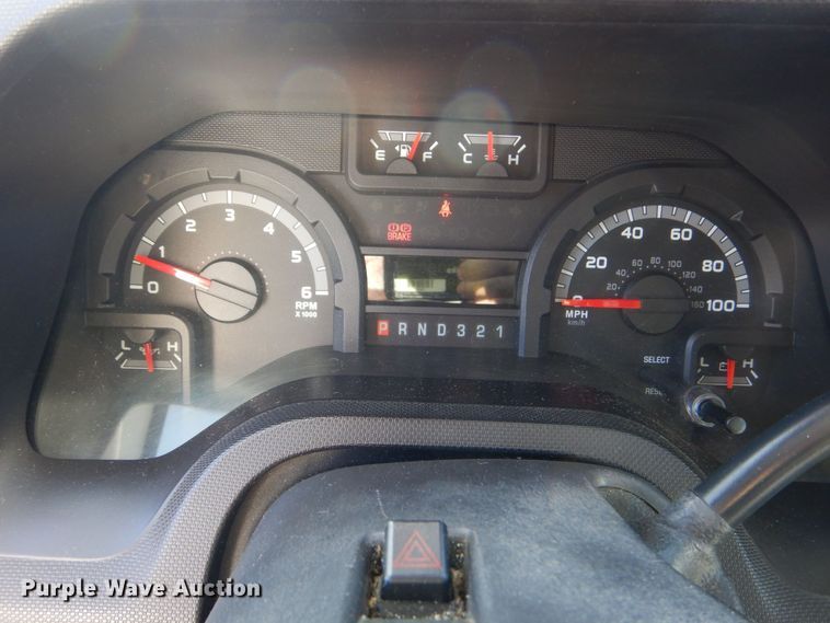 image for item MM9640 2012 Ford E450  shuttle bus