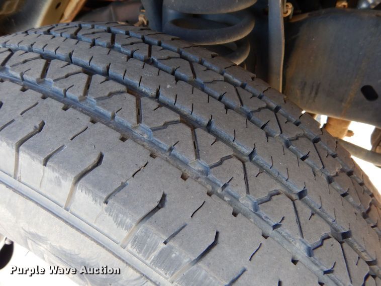 image for item MM9640 2012 Ford E450  shuttle bus