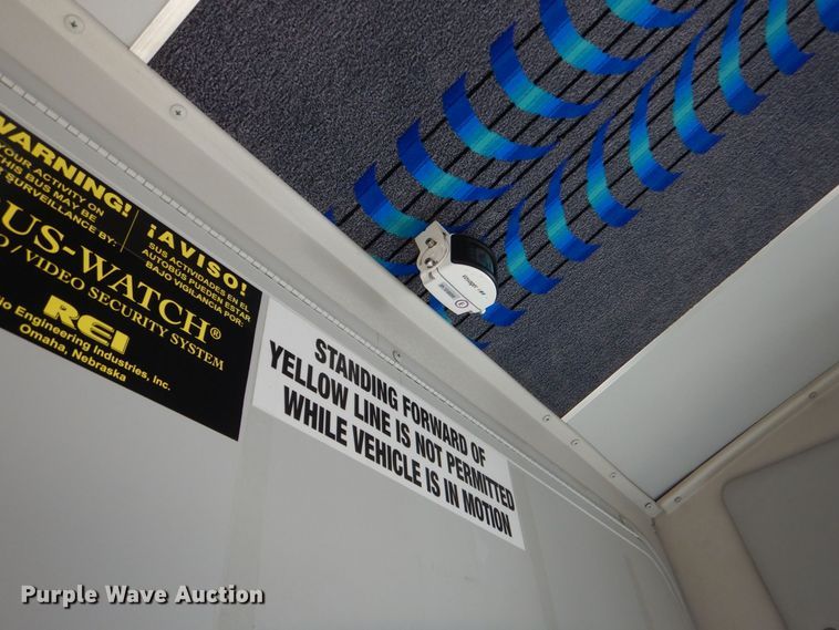 image for item MM9641 2013 Ford E450  shuttle bus