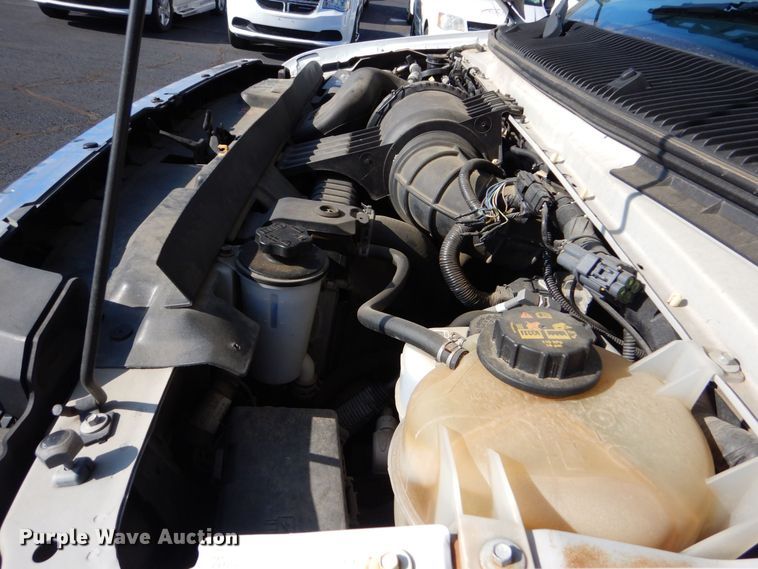 image for item MM9641 2013 Ford E450  shuttle bus