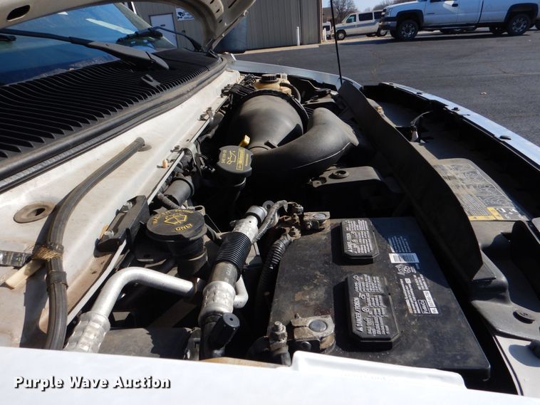 image for item MM9641 2013 Ford E450  shuttle bus