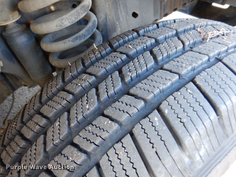 image for item MM9641 2013 Ford E450  shuttle bus