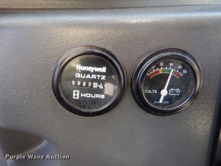 image for item MM9642 2013 Ford E450  shuttle bus