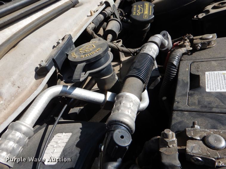 image for item MM9642 2013 Ford E450  shuttle bus