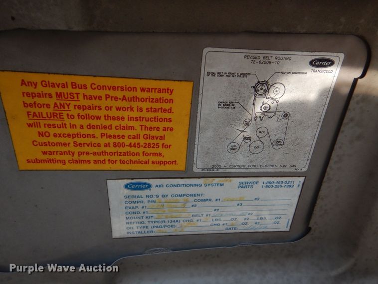 image for item MM9642 2013 Ford E450  shuttle bus