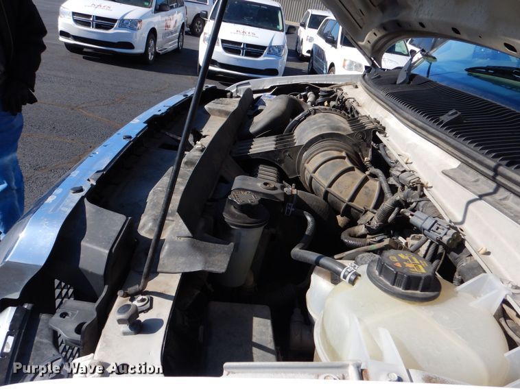 image for item MM9644 2013 Ford E450  shuttle bus