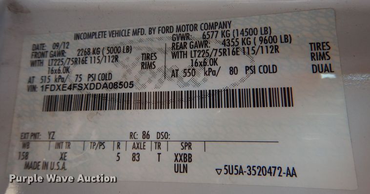 image for item MM9644 2013 Ford E450  shuttle bus