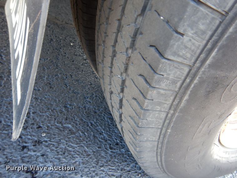 image for item MM9645 2014 Ford E450  shuttle bus