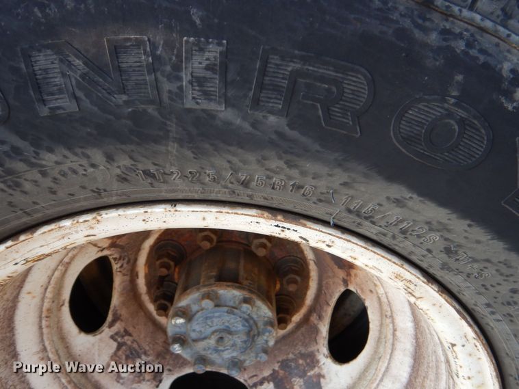 image for item MM9645 2014 Ford E450  shuttle bus