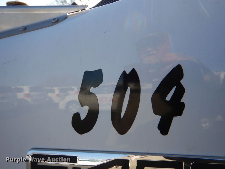 image for item MM9646 2014 Ford E450  shuttle bus