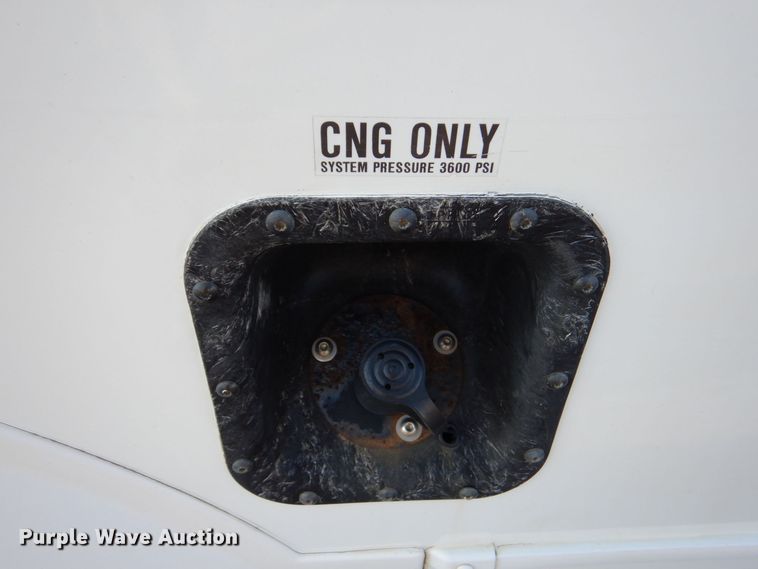 image for item MM9647 2016 Ford E450  shuttle bus