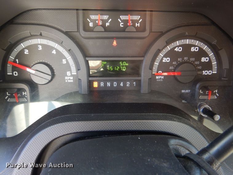 image for item MM9647 2016 Ford E450  shuttle bus