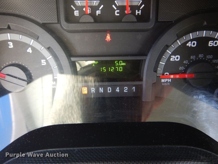 image for item MM9647 2016 Ford E450  shuttle bus