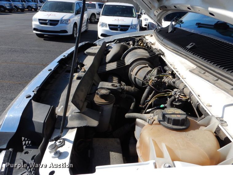 image for item MM9647 2016 Ford E450  shuttle bus