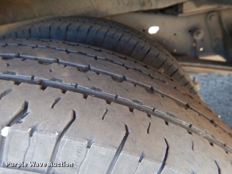 image for item MM9647 2016 Ford E450  shuttle bus