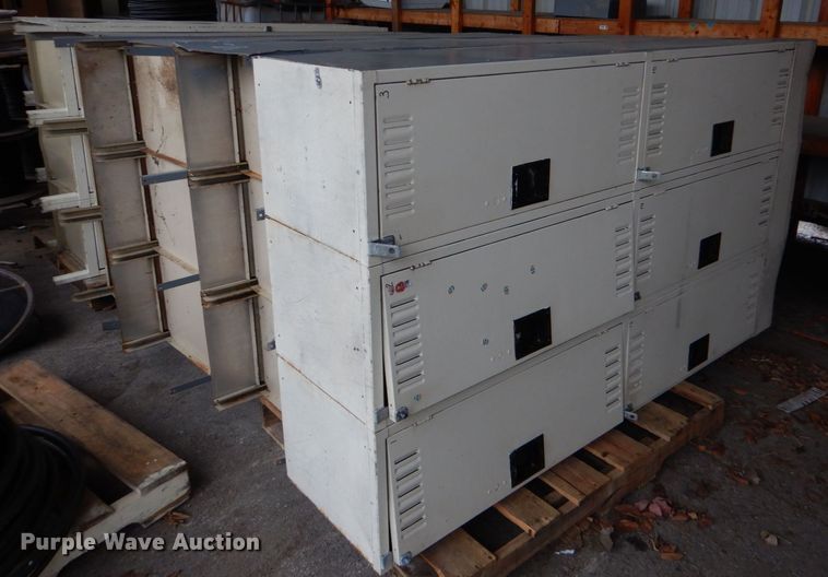 image for item MM9662 (7) lockers