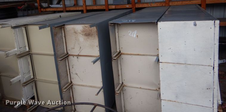 image for item MM9662 (7) lockers