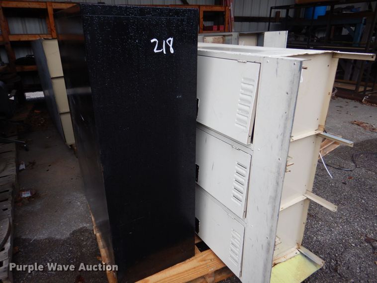 image for item MM9662 (7) lockers