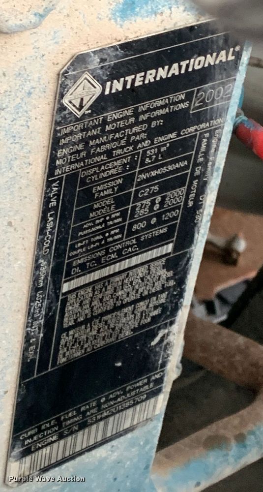 image for item MM9698 2003 International 740  pothole patcher truck