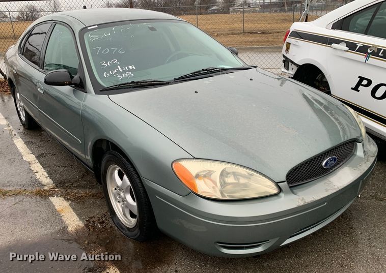 image for item MM9700 2007 Ford Taurus