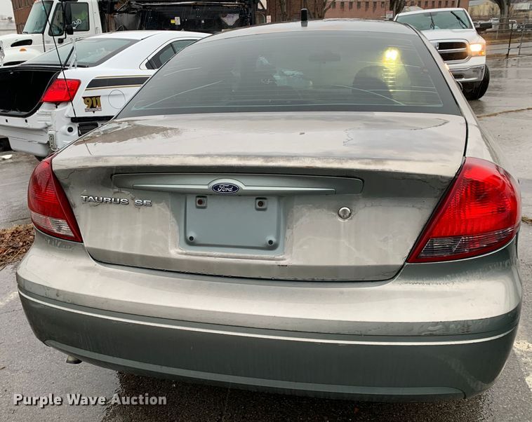 image for item MM9700 2007 Ford Taurus