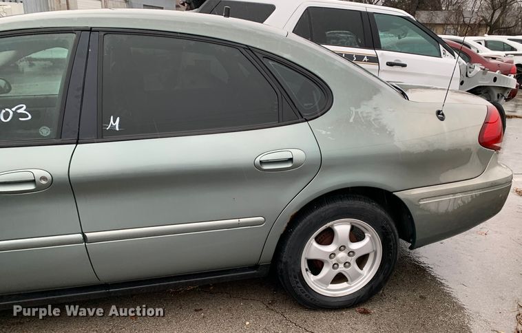 image for item MM9700 2007 Ford Taurus