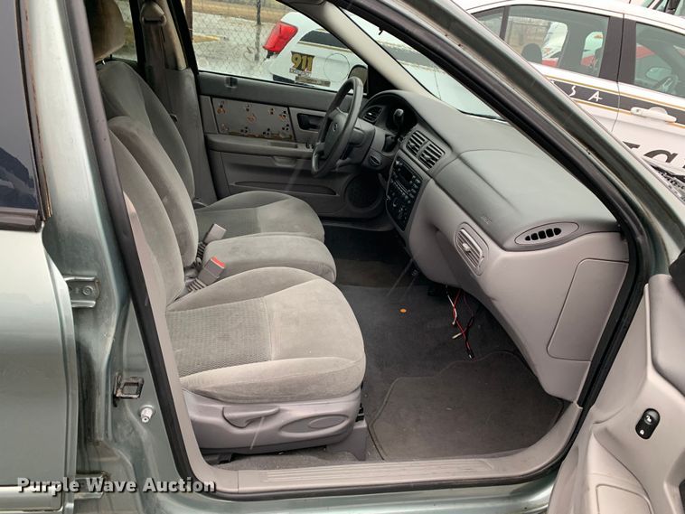 image for item MM9700 2007 Ford Taurus