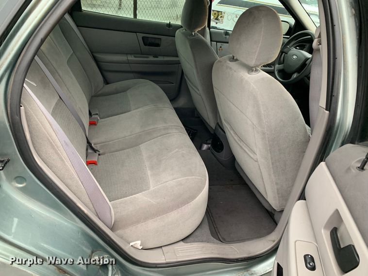 image for item MM9700 2007 Ford Taurus