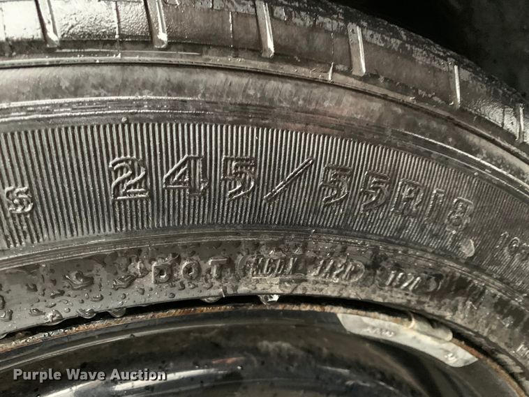 image for item MM9701 (2) Ford Taurus Police Interceptors