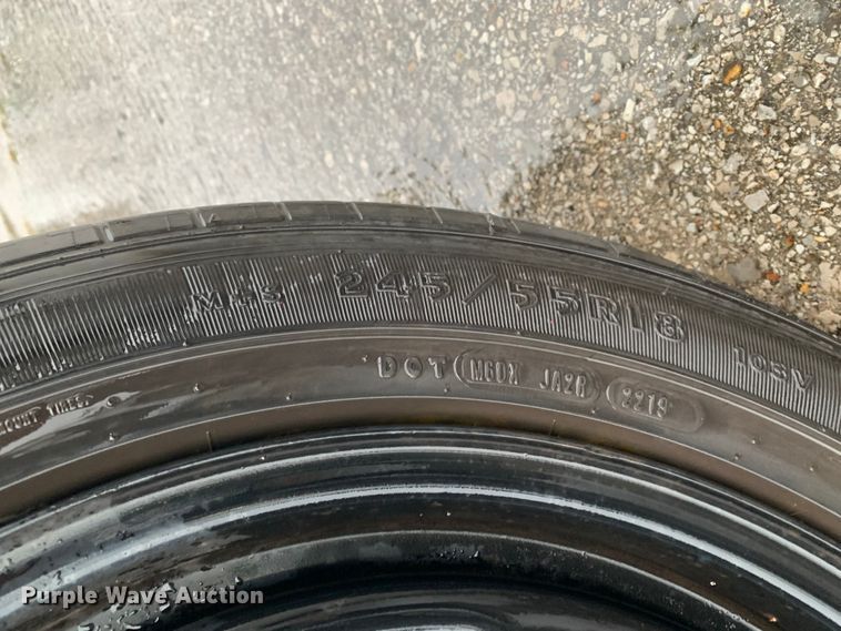 image for item MM9701 (2) Ford Taurus Police Interceptors