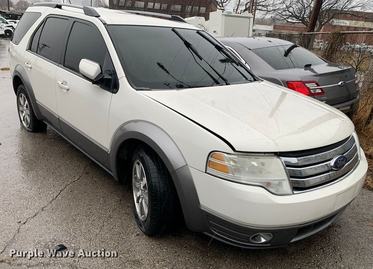 image for item MM9706 2009 Ford Taurus X  SUV