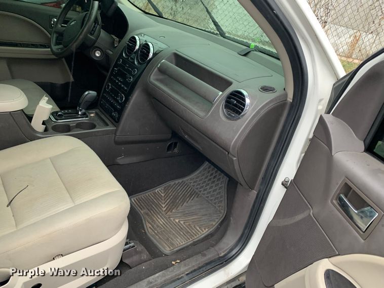 image for item MM9706 2009 Ford Taurus X  SUV