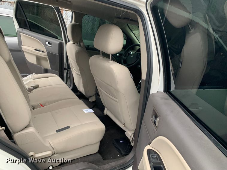 image for item MM9706 2009 Ford Taurus X  SUV