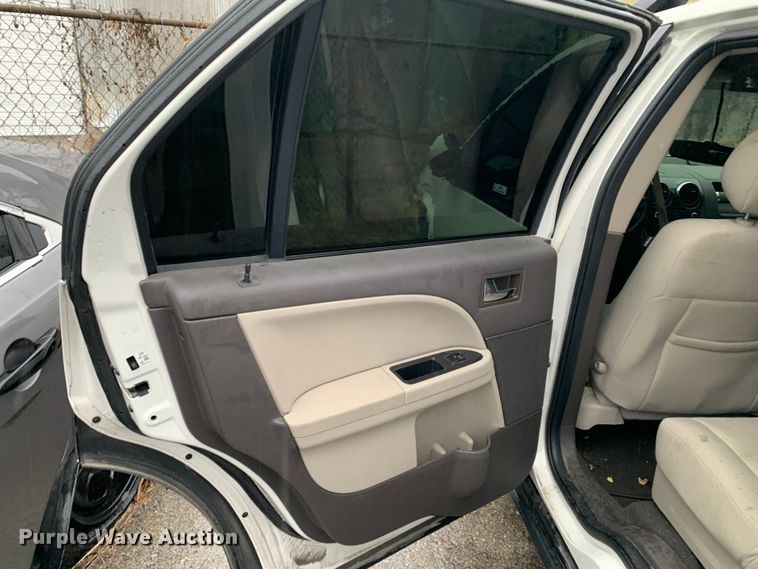 image for item MM9706 2009 Ford Taurus X  SUV